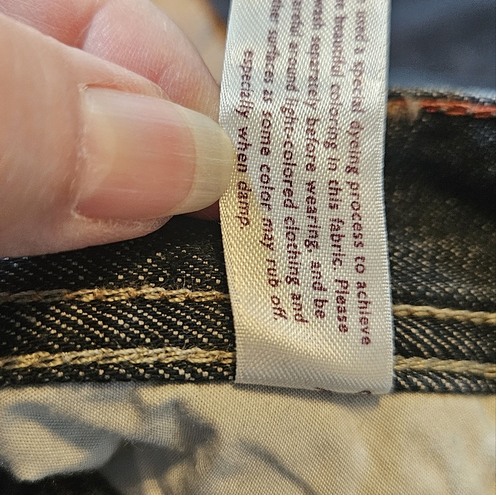 Eddie Bauer button fly size 6 boyfriend relaxed jeans. Like new - Picture 8 of 12